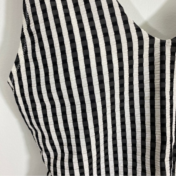 Athleta Small Seersucker Striped Black White One Piece‎ Swimsuit - Picture 5 of 11